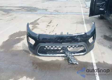 2020 Kia Soul Lx z USA, uszkodzony, nr VIN KNDJ23AU4L7004095